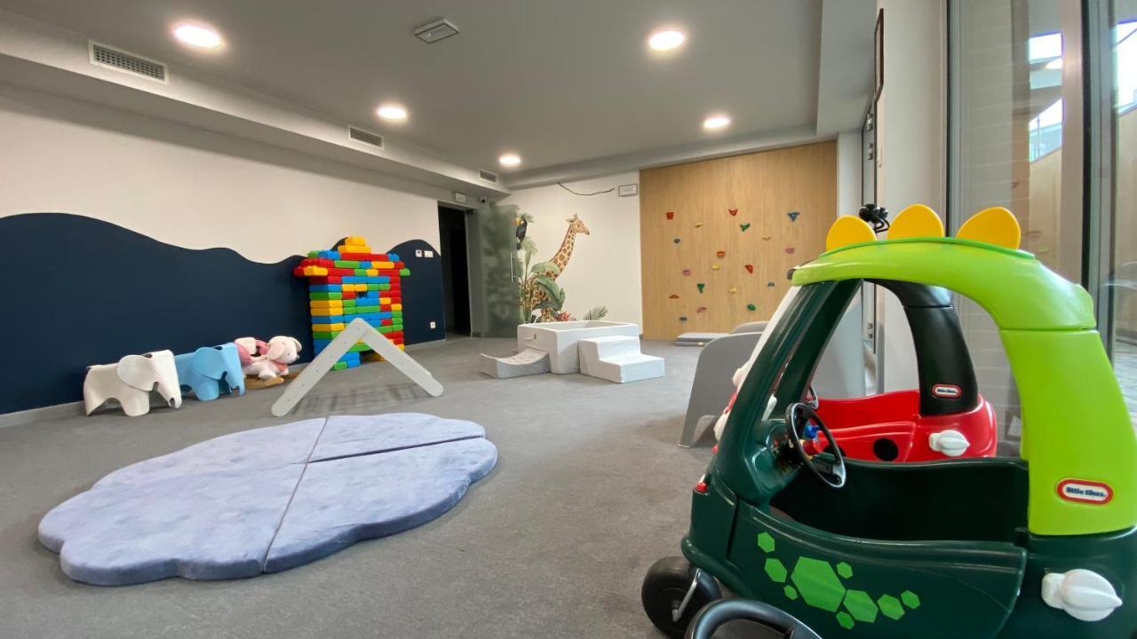 Apartament Magma Z Basenem Morska Klifowa Rewal Kültér fotó